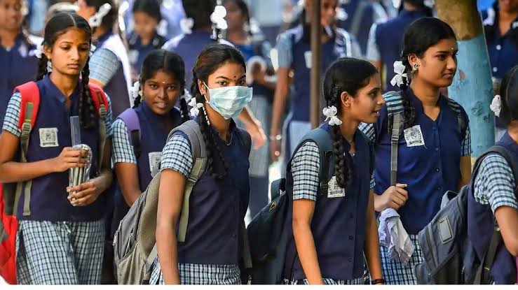 You are currently viewing For Over 70,000 Students, Classrooms Are Their Homes; Tamil Nadu Leads List: Centre
